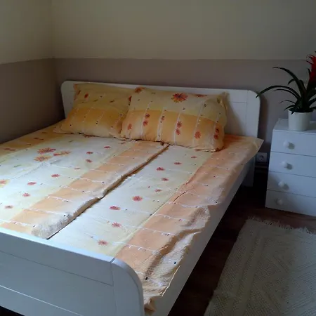 13 Apartmán Siófok